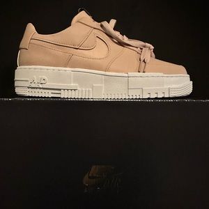 Nike light pink Air Force